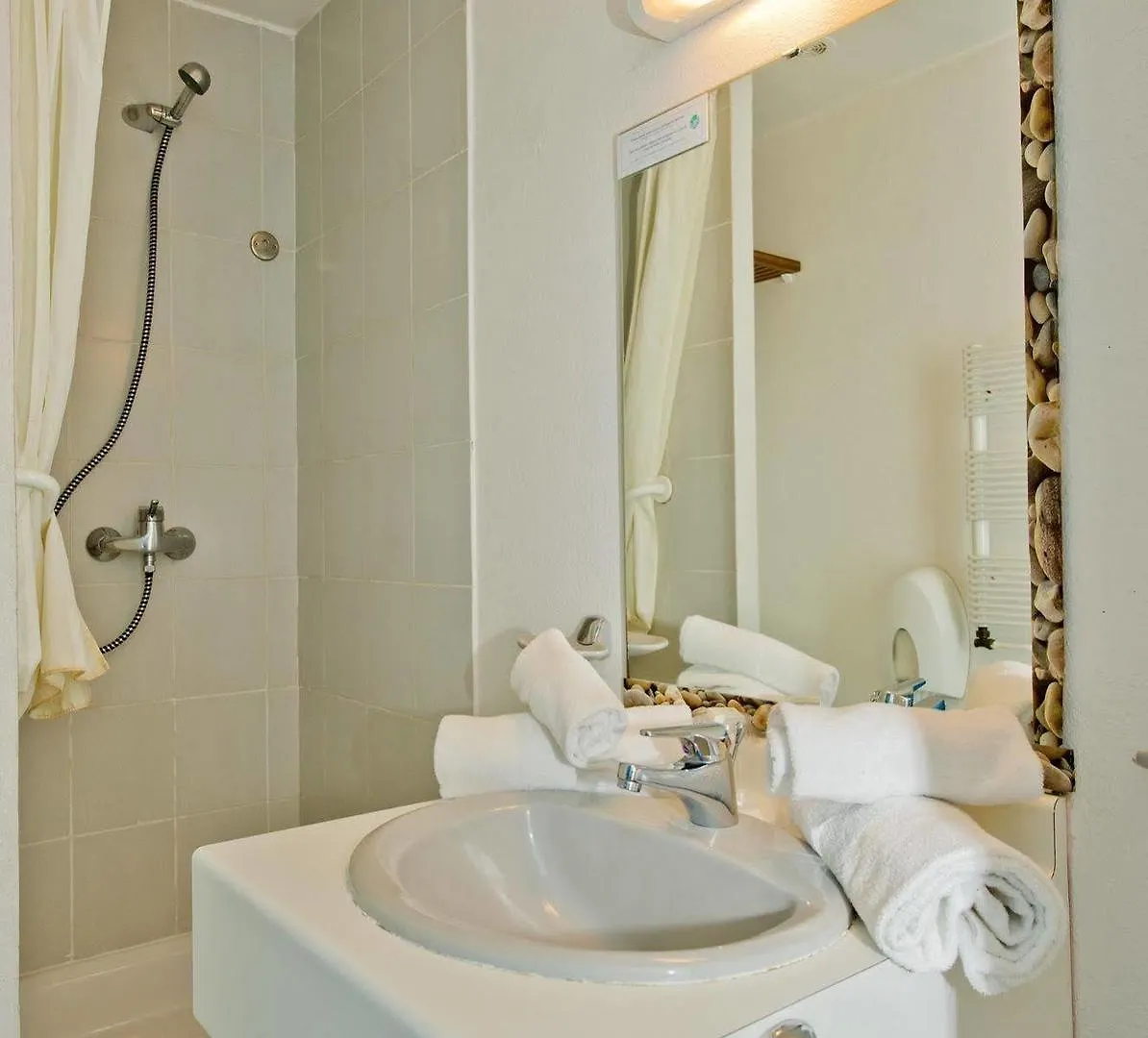 Hotel Mileade Mediterranee - Port-Fréjus 2*,  Frankreich